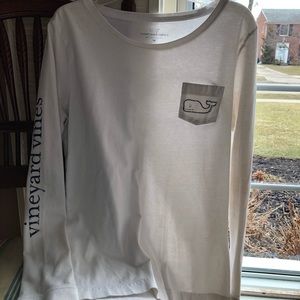 White Vineyard Vines long sleeve